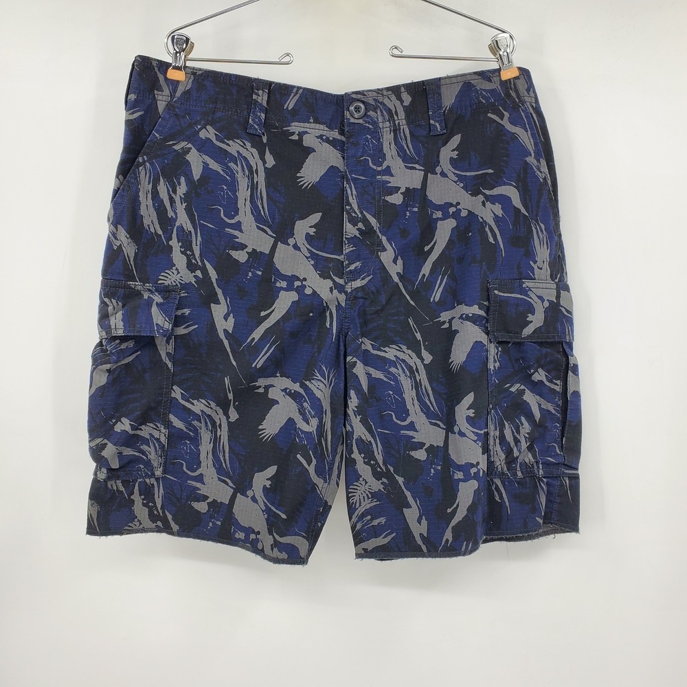 Nike SB Mens Blue Camo Bird Print Ripstop Cargo Shorts 36 Skater Gorpcore Trees